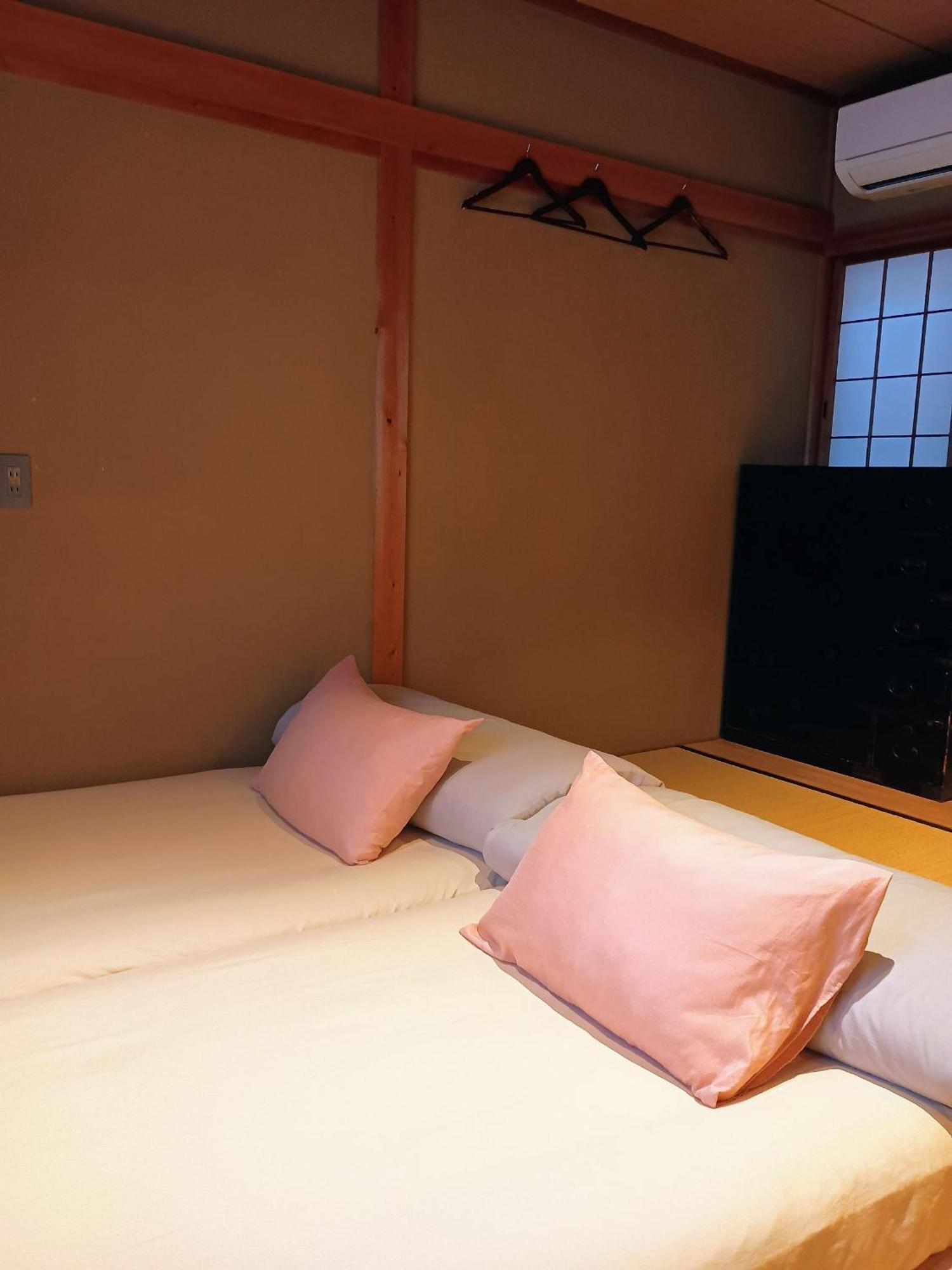 Hotel Tsubame-Ya Kioto Habitación foto